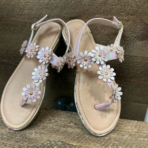 Sugar Girls Pink Floral Sandals Size 4 – Daisy Flower Detail - Picture 5 of 7